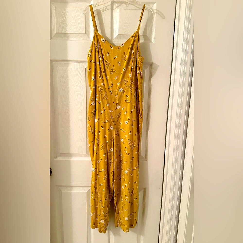 Old navy yellow flower romper size L